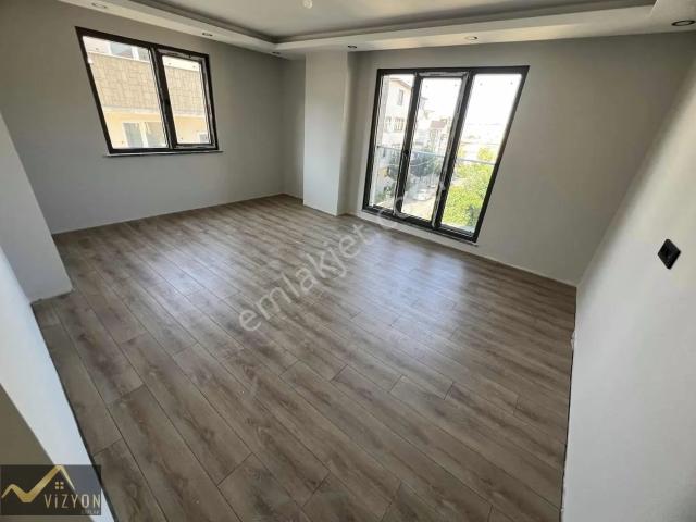 Vizyon Emlak'tan Arakat Geniş Kullanışlı 3+1 Daire