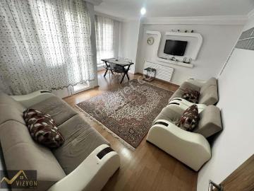 Vizyon Emlak'tan Bayramoğlu Mh Fsm Cd Eşyalı Daire
