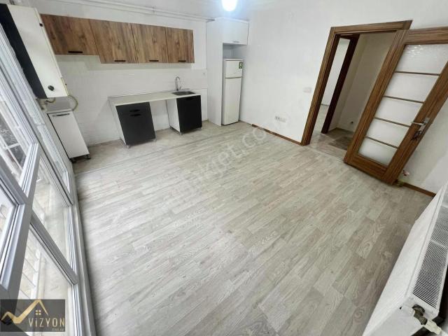 Vizyon Emlak'tan Yelkenkayada Plaja Sahile Yakın Kiralık Daire