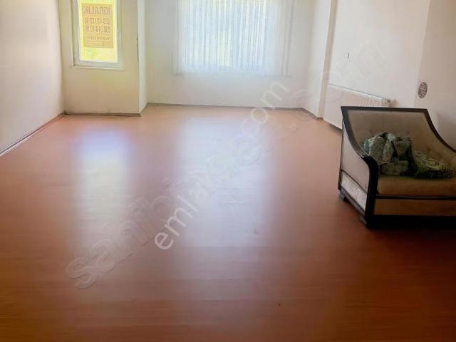 Vize Devlet Mahallesi Mahmuterbil Caddesinde Kiralık Daire