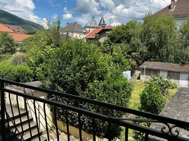 Vizille centre vue Château, forte rentabilité locative