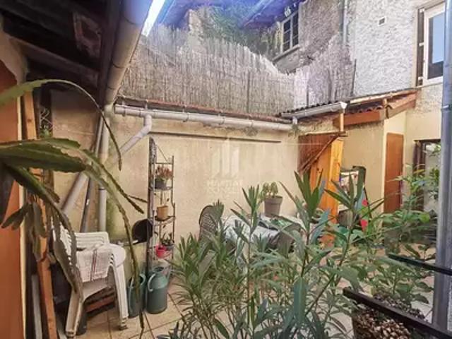 Vizille 38220 Achat / Vente appartement 2 pièces t2 au dernier étage