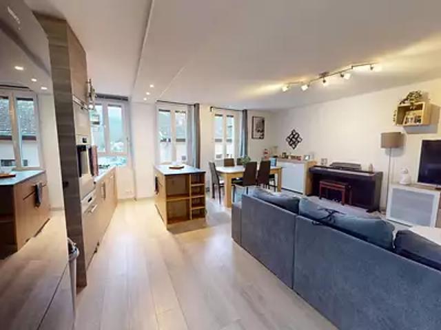 Vizille 38220 Achat / Vente appartement 3 pièces t3 au dernier étage cave