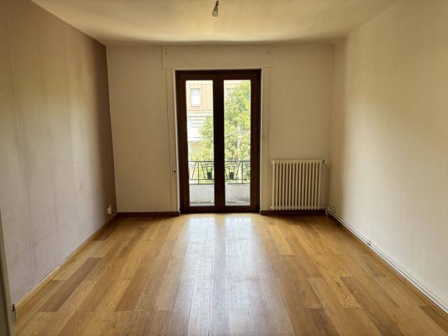 VIZILLE 4P+C 100M² AVENUE MAURICE THOREZ 38220