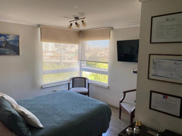 Viña del mar, hermoso departamento en 1 norte con los cast