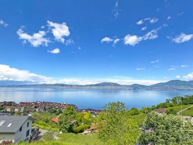 Vom Architekt entworfene Villa mit atemberaubendem Blick auf den Genfersee
