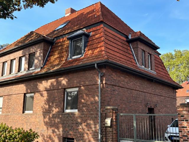 VOM EIGENTÜMER! Charmantes Zweifamilienhaus in Wehofen mit großem Garten, Pool & Whirlpool