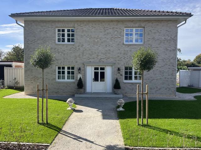 von privat: Neuwertige Stadtvilla in Nordsee Nähe 185m²,4 Schlafzimmer, hochwertige Ausstattung