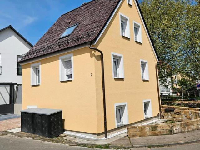 Von Privat Attraktives 2 Familienhaus in sonniger Lage