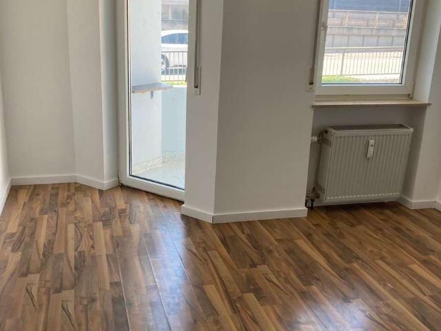 VON PRIVAT: Bezugsfreie 1 ZW in bester Stadtlage mit Balkon