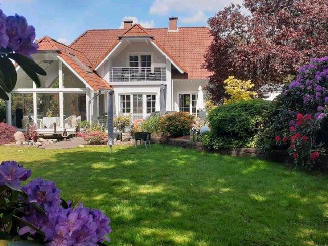 Von Privat! Exkl. Landhaus in Waldrandlage