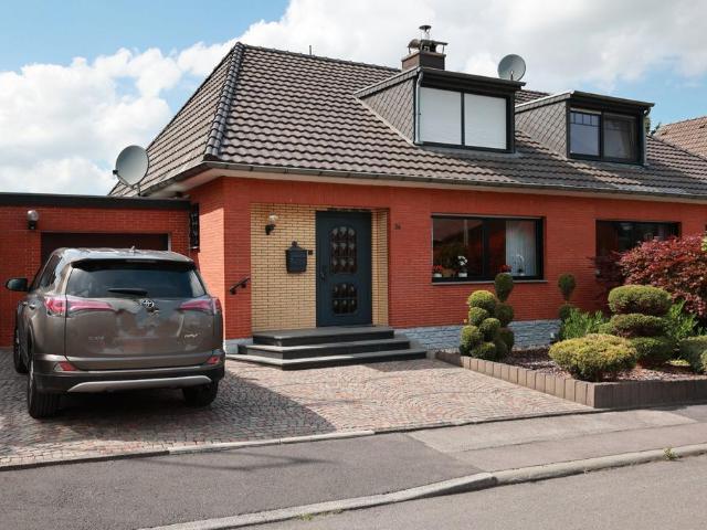 Von Privat gepflegte DHH in Langerwehe ideal für Pendler