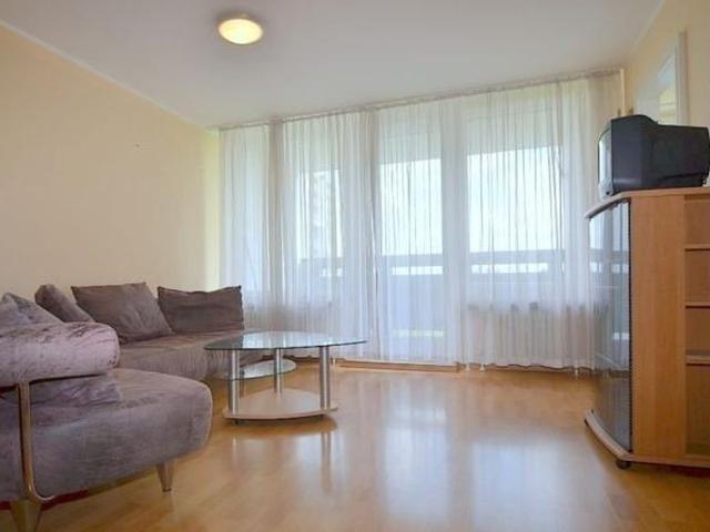 Von privat: Helle 1 Zimmer Wohnung mit Balkon und Weitblick nahe Nürnberg Messe