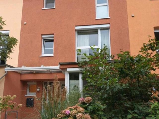 Von Privat: Reihenmittelhaus mit Blick ins Grüne