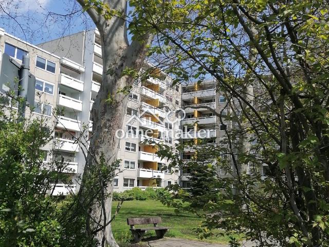 Von Privat: Schwarzer Berg! moderne 3 Zi Whg, 2 Bäder, EBK, Loggia, Keller, Kfz Stellplatz