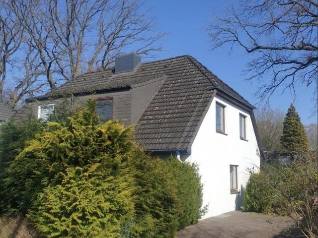 Von Privat: Sonnige, ruhige Doppelhaushälfte im grünen Wellingsbüttel