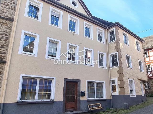 Von privat! Umfangreich saniertes historisches Haus, 3–4 Einheiten zum Wohnen, Arbeiten & Vermieten