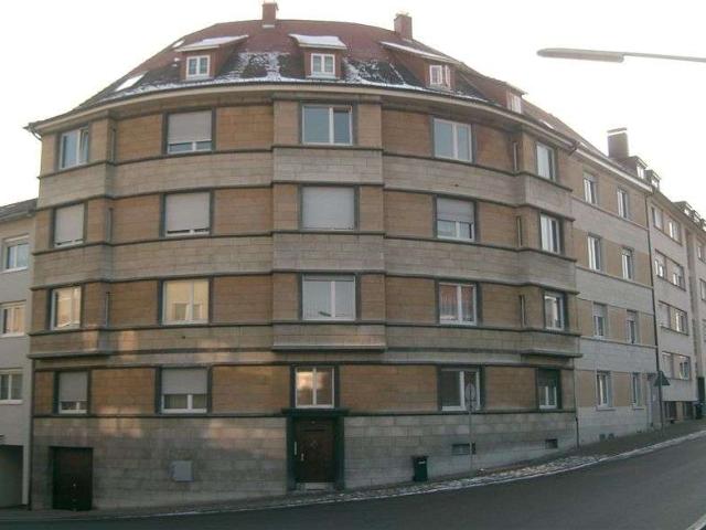Von Privat: 2 Zimmer DG Wohnung mit Charme