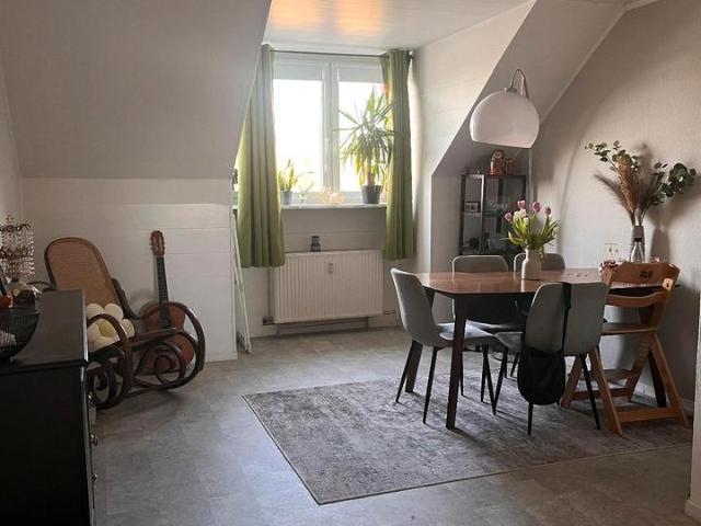 Von Privat: 3,5 Zimmer DG Wohnung in Dortmund Körne