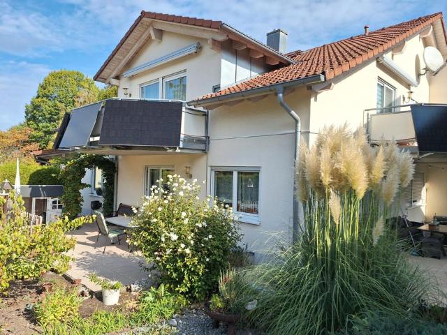 Von Privat 6 Zimmer Erdgeschosswohnung in Schopfheim zu verkaufen