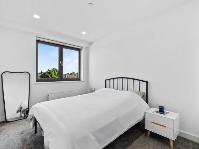 Vonder Bedford, St. Peters Street MK40 1 bed apartment to rent £1,350 pcm £312 pw