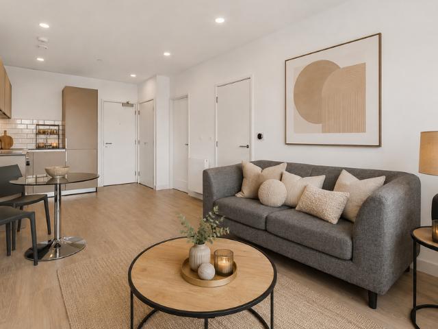Vonder Bracknell, Market Street RG12 1 bed flat to rent £1,275 pcm £294 pw
