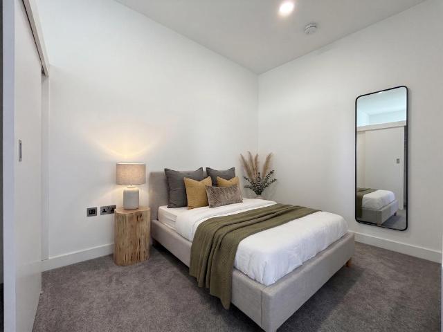 Vonder Bracknell, Market Street RG12 Studio to rent £1,200 pcm £277 pw