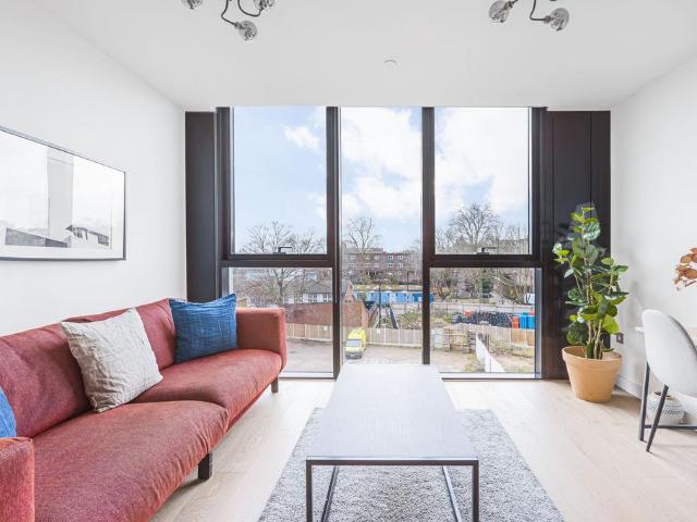 Vonder Hill, Highgate Hill N19 1 bed apartment to rent £2,225 pcm £513 pw