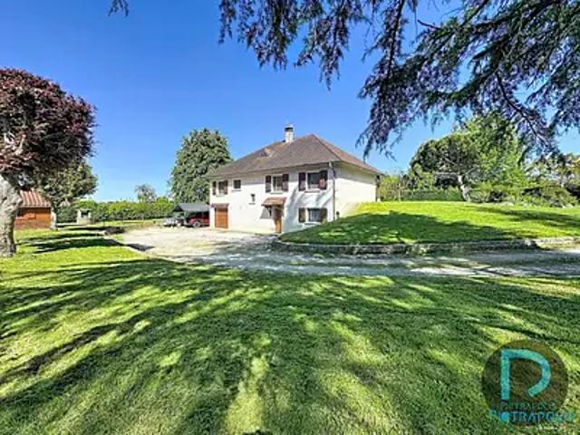 Saint Julien sur Veyle 01540 Achat / Vente maison 8 pièces t8 piscine