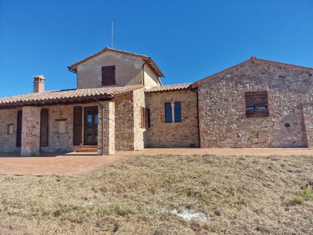 Vocabolo San Quirico quadrilocale 150mq