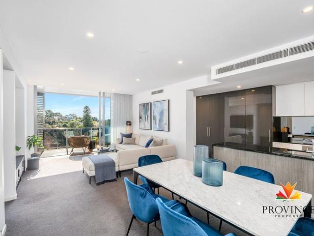 Vogue Living | LUXURY 2 Bedroom Q1 QUEENS RIVERSIDE APARTMENT!