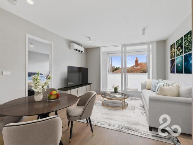 Vogue Style Living In A Well Connected Location