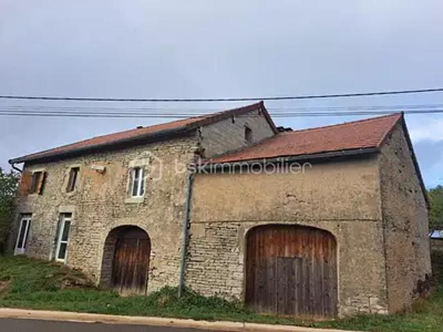 Voiteur 39210 Achat / Vente maison 6 pièces t6 cave