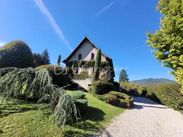 Voiron 38500 Achat / Vente maison 10 pièces t10 piscine terrasse