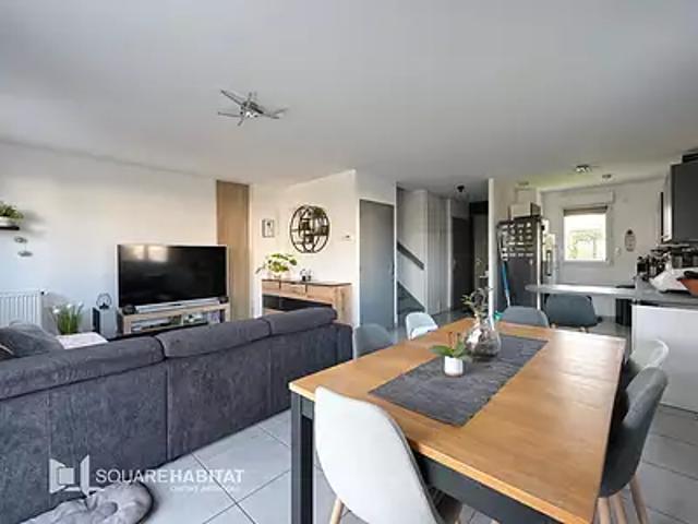 Voiron 38500 Achat / Vente maison 4 pièces t4 au dernier étage parking