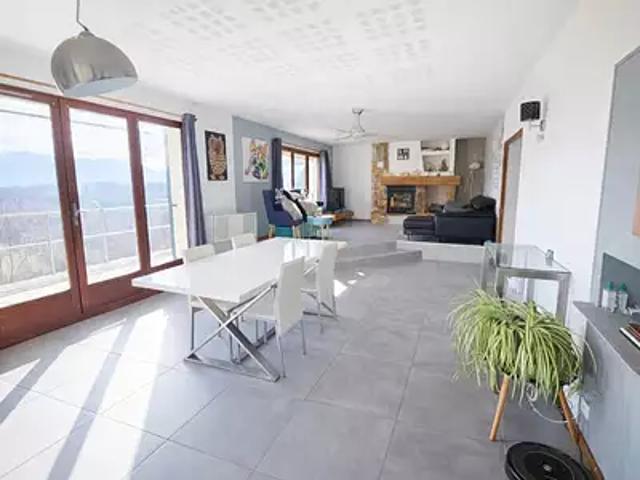 Voiron 38500 Achat / Vente maison 4 pièces t4 jardin cave