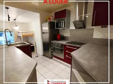 Voiron 38500 Location appartement 1 pièce t1 au dernier étage