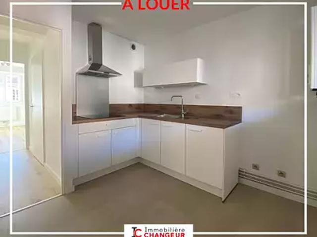 Voiron 38500 Location appartement 2 pièces t2 cave parking