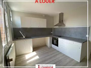 Voiron 38500 Location appartement 2 pièces t2 au dernier étage
