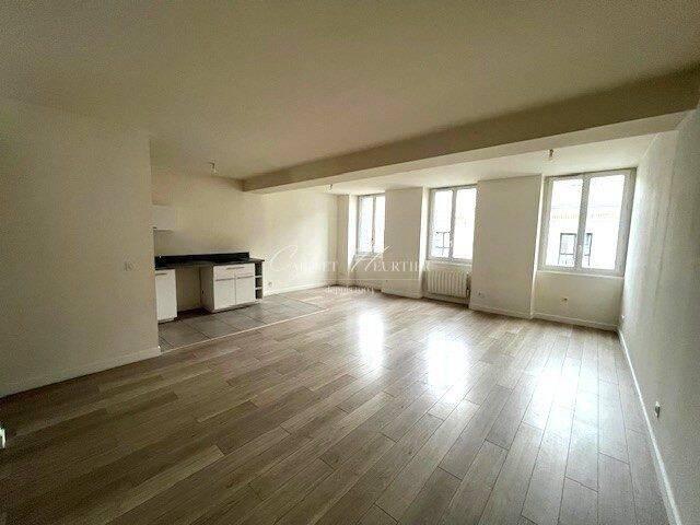 VOIRON APPARTEMENT T3 RENOVE