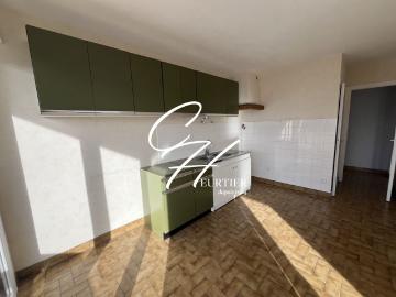 VOIRON APPARTEMENT T4 LUMINEUX