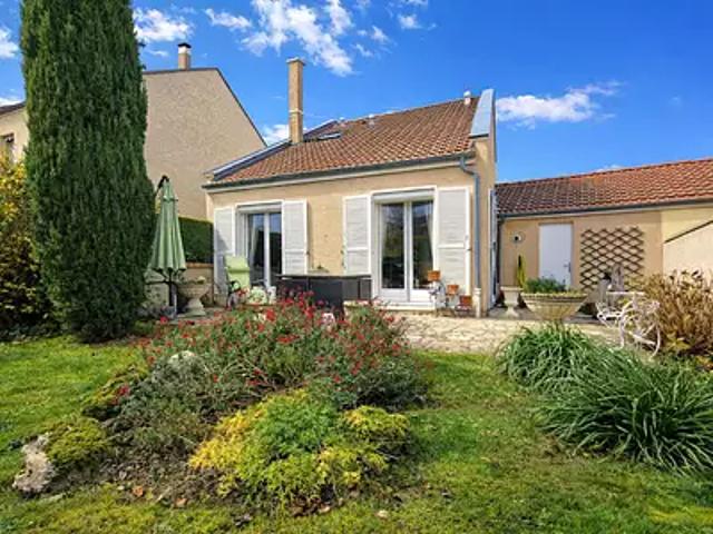Voisins le Bretonneux 78960 Achat / Vente maison 4 pièces t4 terrasse parking