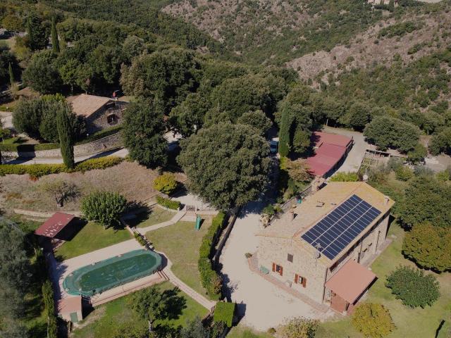 Volterra: vendesi bellissima azienda con 12 ettari di terren. 520m² Volterra