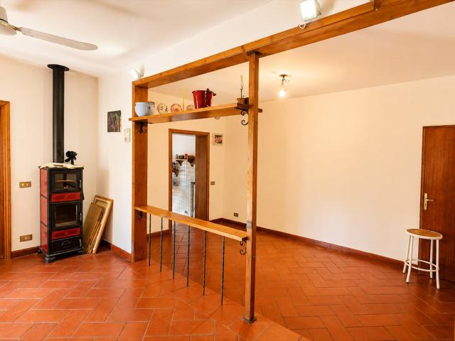Volterra: appartamento con 2 camere e balcone 90m² Volterra