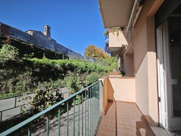 Volterra: appena fuori il centro storico: vendesi appartamen. 99m² Volterra