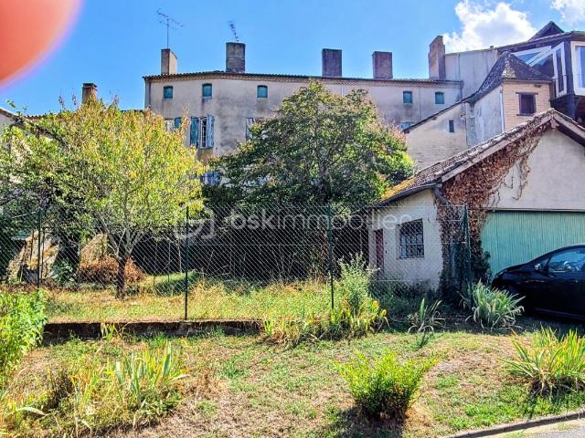 Volumes et potentiel – Maison de 240 m² avec vue dégagée sur la Garonne