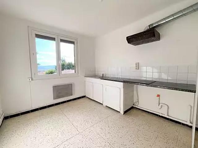 Volx 04130 Location appartement 3 pièces t3
