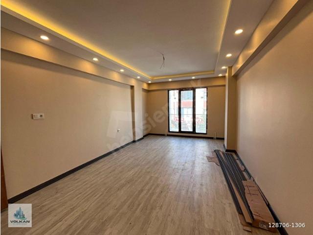 VOLKAN GYO 'DAN ESENTEPE MAH 3+1 130M2 KREDİLİ SIFIR ARAKAT DAİRE