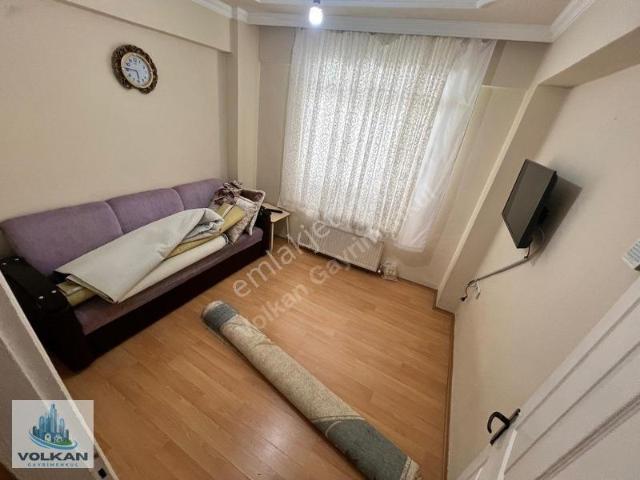 Volkan Gyo'dan Esentepe Mah 2+1 80m2 Yüksek Giriş Daire