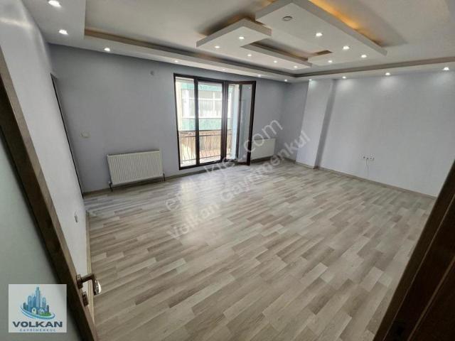 Volkan Emlak Sultançiftliği Mah 3+1 130m2 1.kat Daire